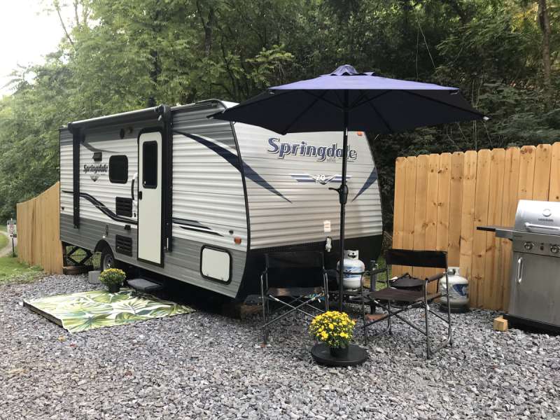 Sevierville Overnight Camper Rental Dream Machine